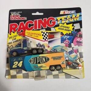 1992 Racing Champions Transporter With Mini Car NASCAR #24 Jeff Gordon Du Pont
